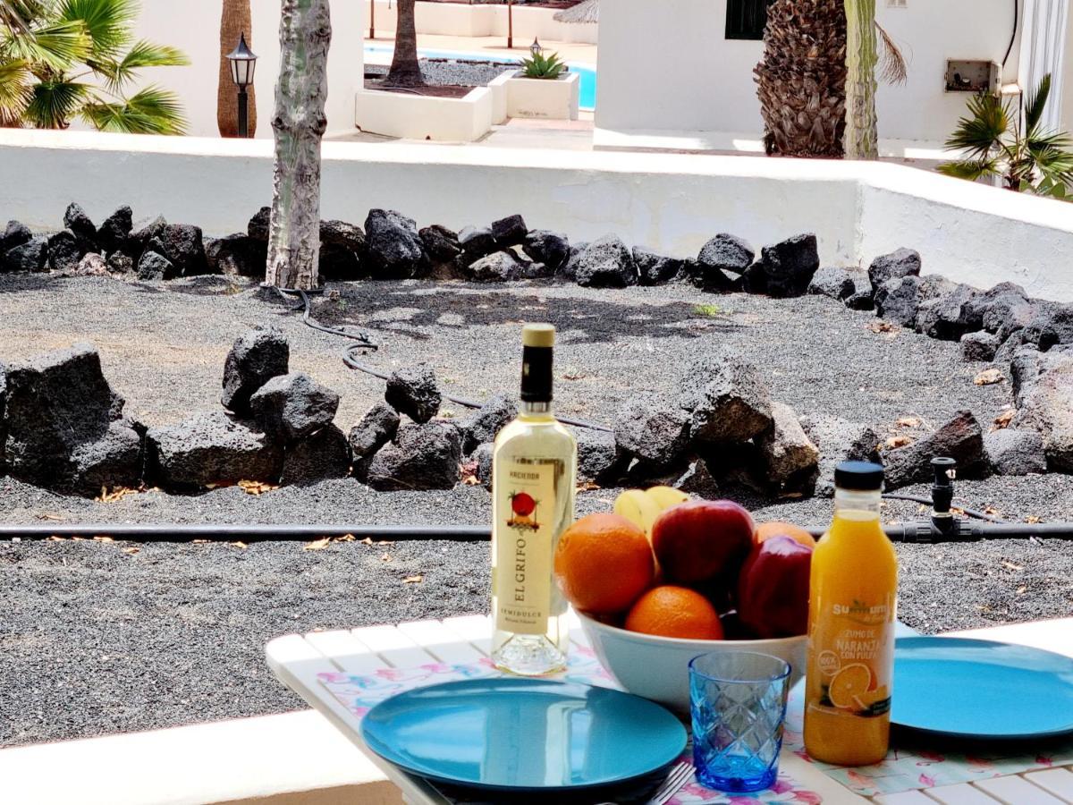 Apartamento Eduardo A Primera Linea Del Mar Costa Teguise Kültér fotó