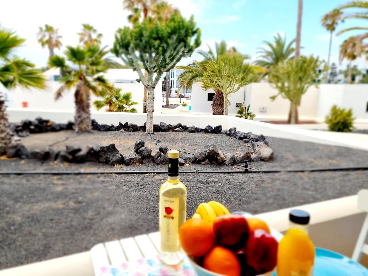 Apartamento Eduardo A Primera Linea Del Mar Costa Teguise Kültér fotó