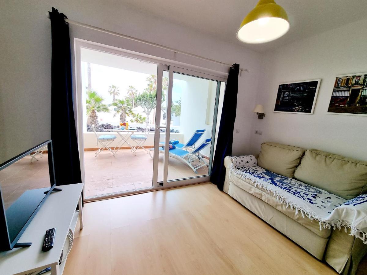 Apartamento Eduardo A Primera Linea Del Mar Costa Teguise Kültér fotó