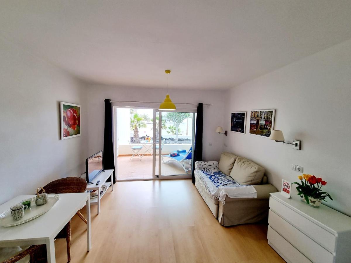 Apartamento Eduardo A Primera Linea Del Mar Costa Teguise Kültér fotó