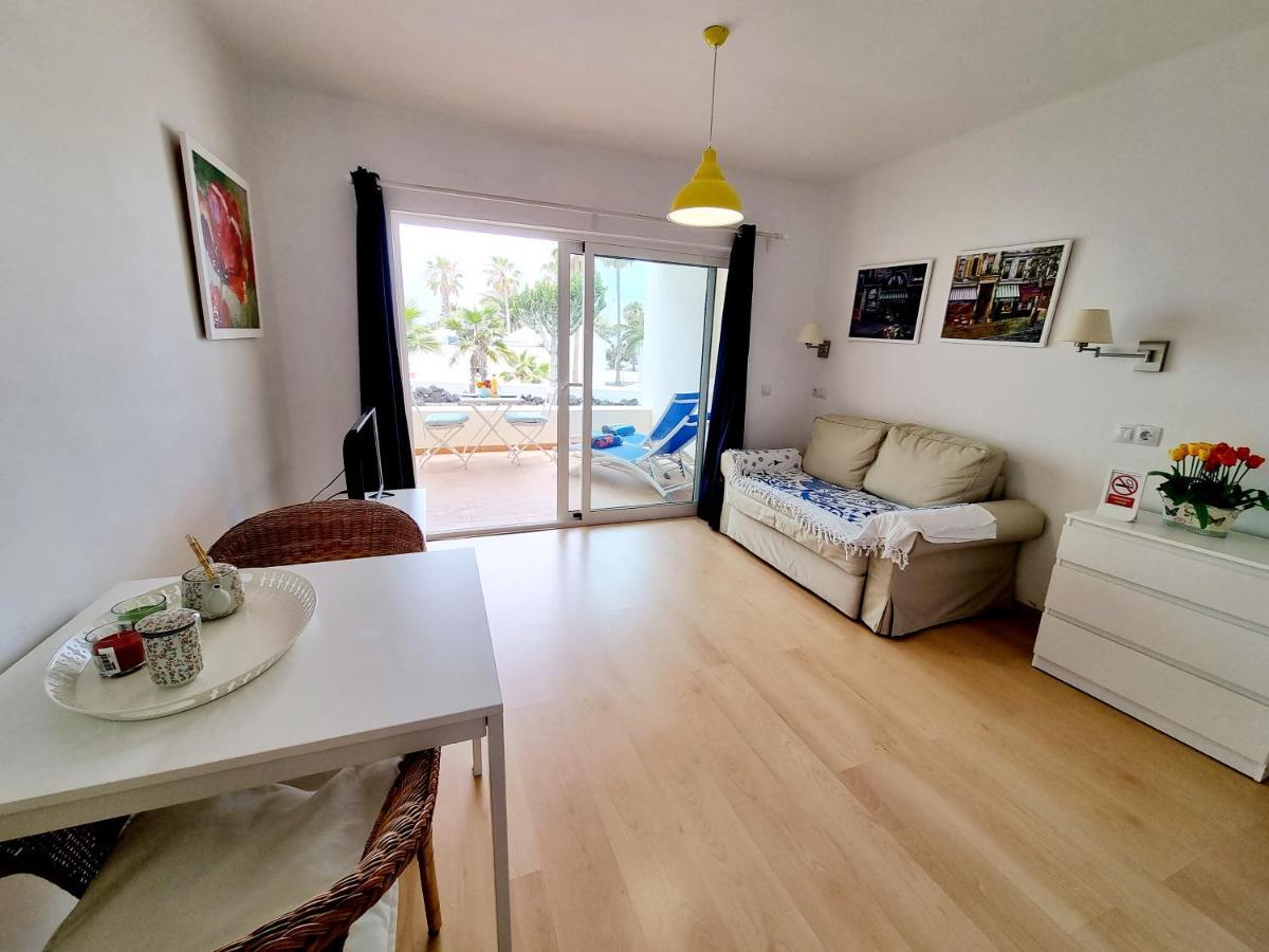 Apartamento Eduardo A Primera Linea Del Mar Costa Teguise Kültér fotó
